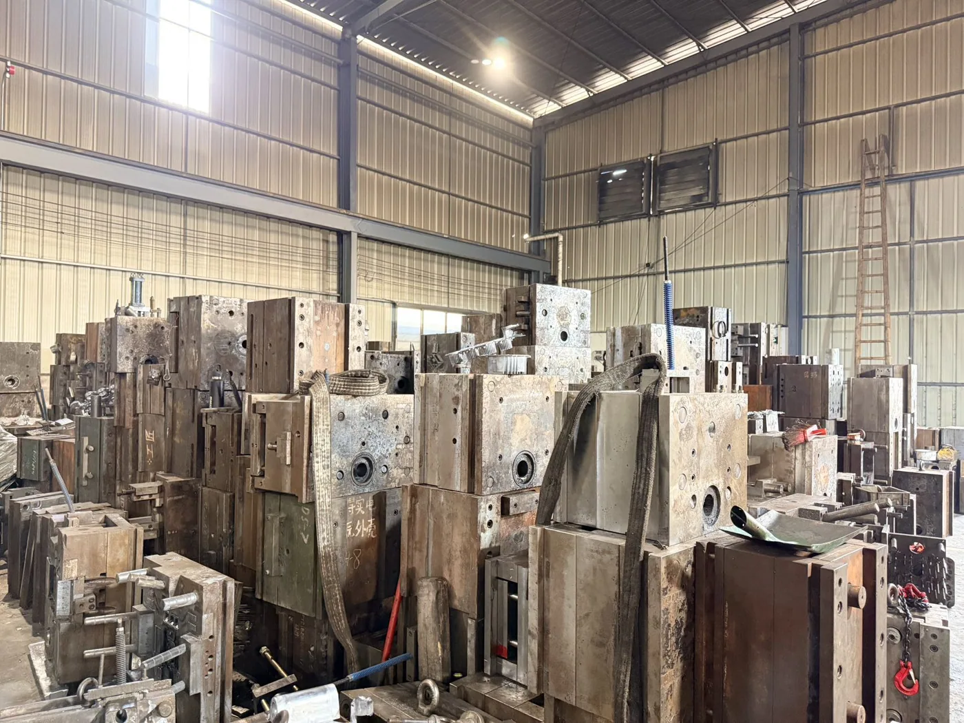 Tooling & Molds